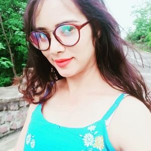 Meet your Posher, Vanshika